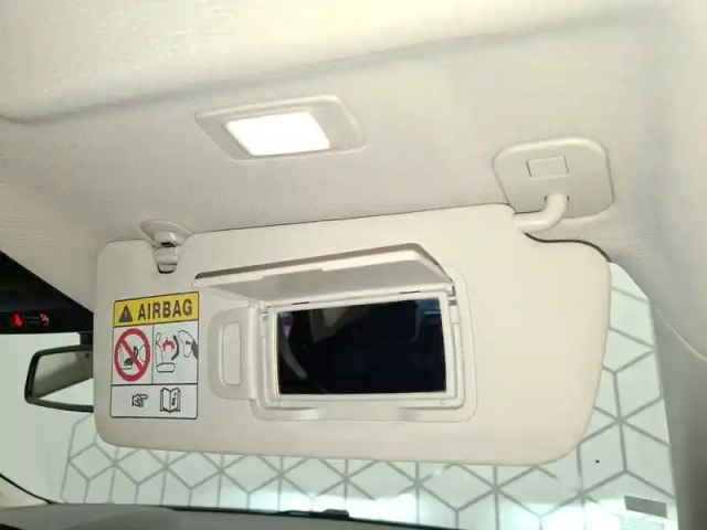 Renault Captur e-tech plug-in 160 — photo 40