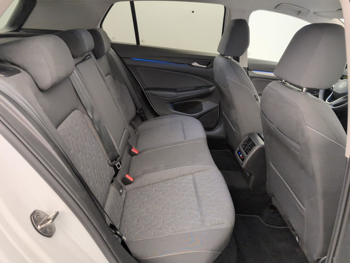 Volkswagen Golf 8 — photo 10