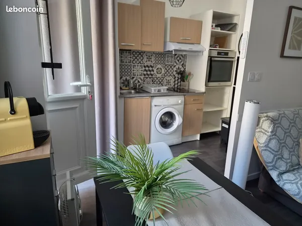 Studio Meublé 550