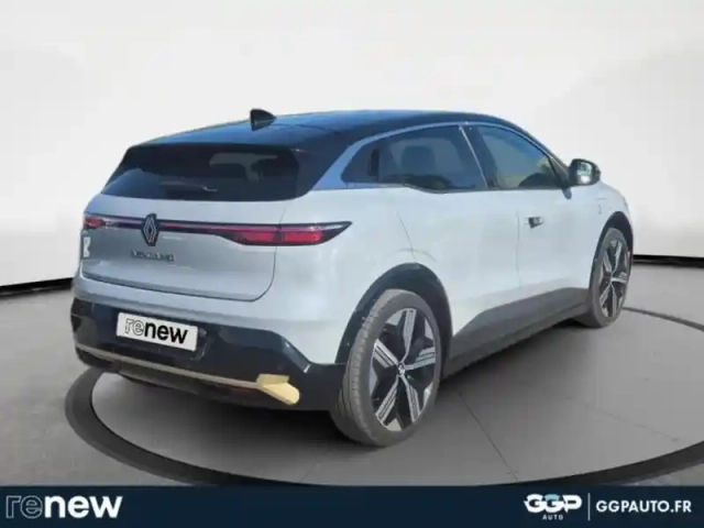 Renault Megane e-tech electric ev60 220ch iconic optimum charge -b — photo 4