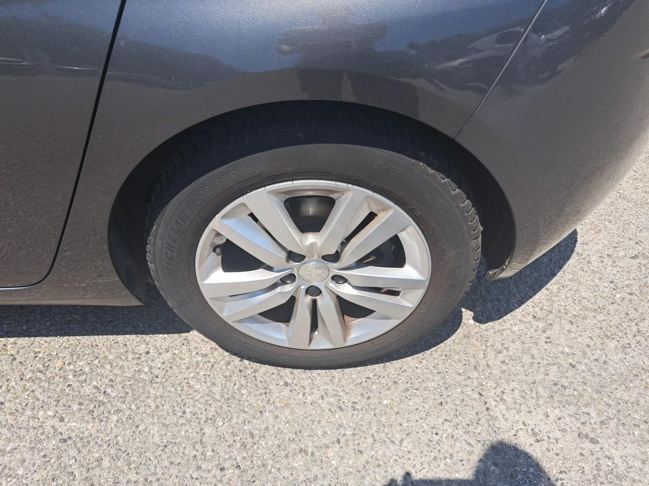 Peugeot 308 bluehdi 130ch s&s eat8 active business — photo 6