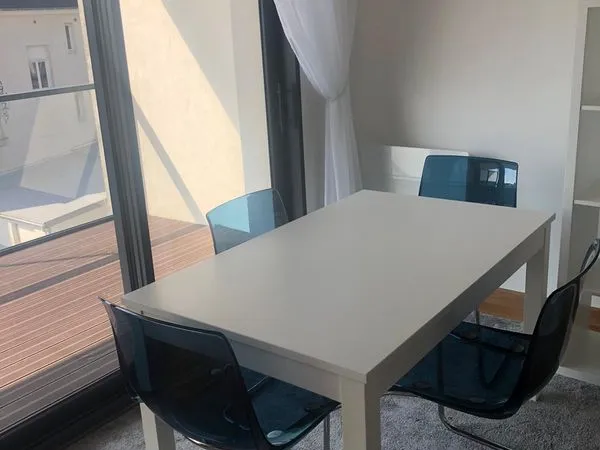 HYPER CENTRE - T1 BIS 30 m² - TERRASSE - PARKING
