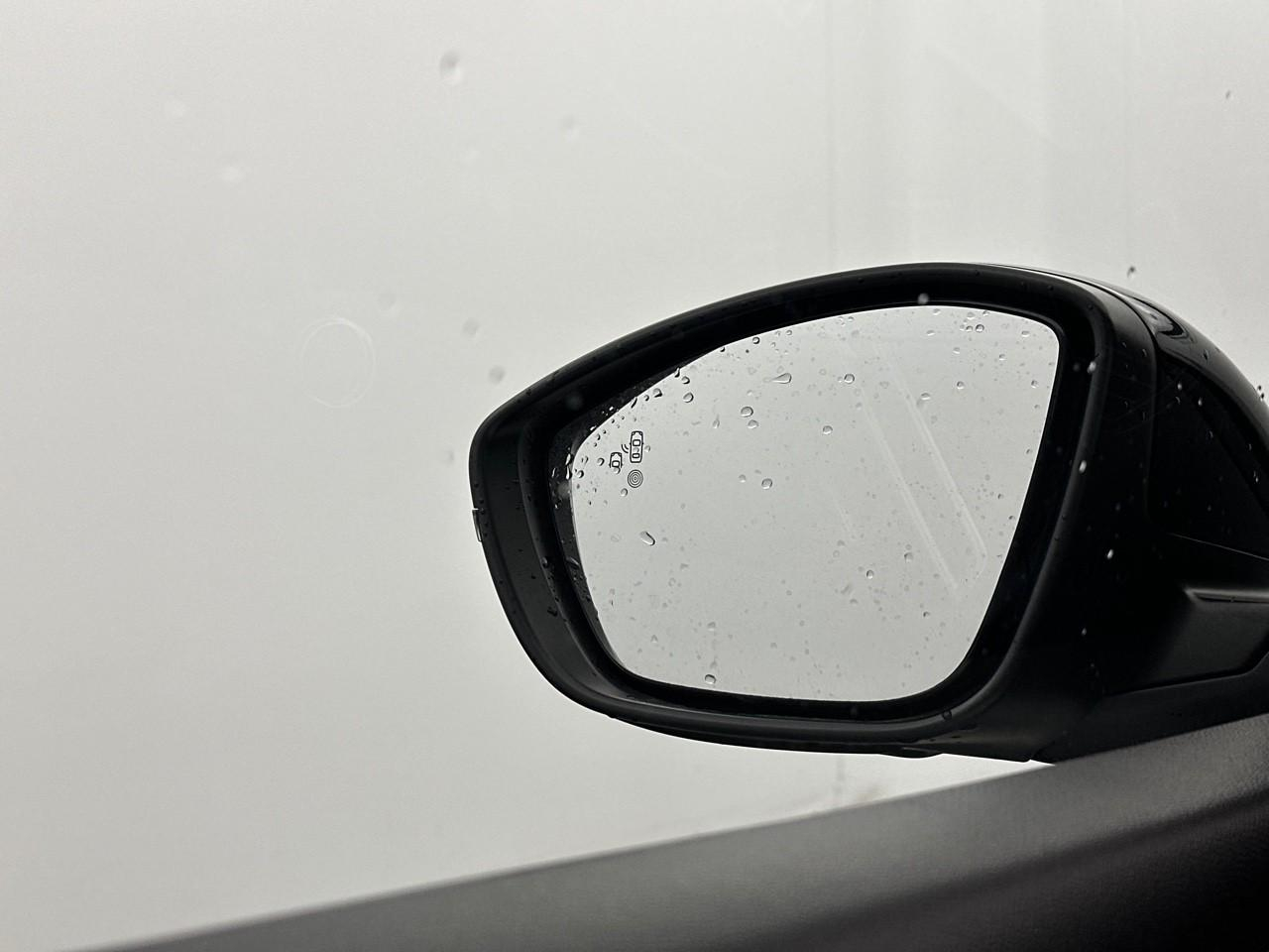 Peugeot 208 puretech 100 s&s bvm6 gt pack — photo 15