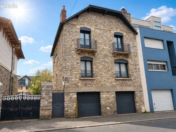 Propriété 8 pièces 195 m²