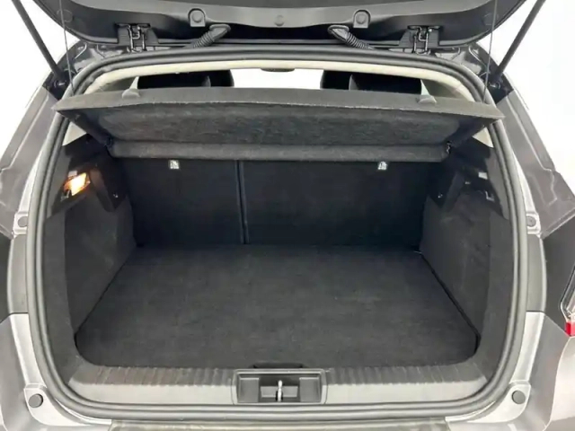 Renault Captur e-tech plug-in 160 - 21 — photo 6