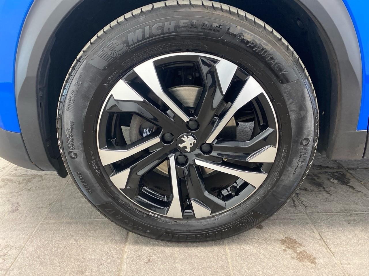 Peugeot 2008 puretech 100 s&s bvm6 allure — photo 11