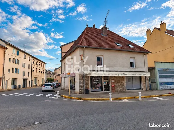 Immeuble de rapport 270 m²