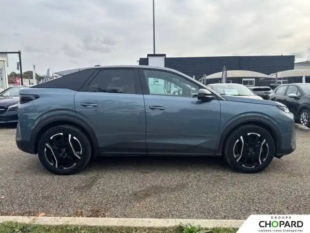 Peugeot 3008 electrique 73 kwh 210 ch — photo 107