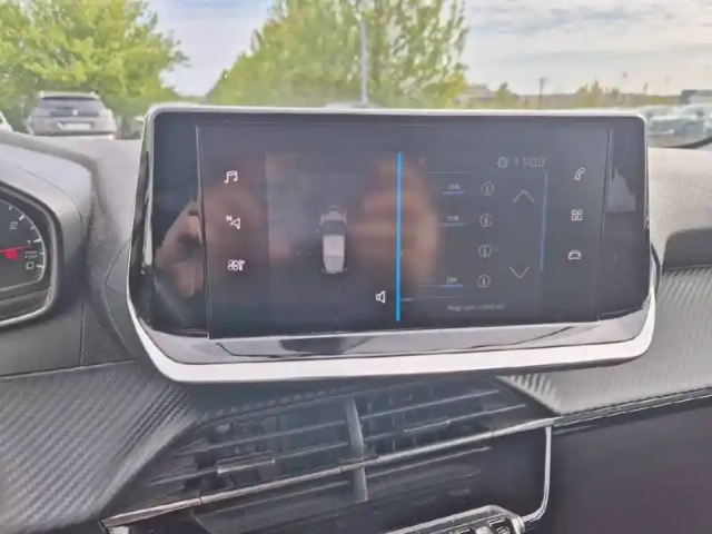 Peugeot 208 puretech 75 s&amp;s bvm5 — photo 28