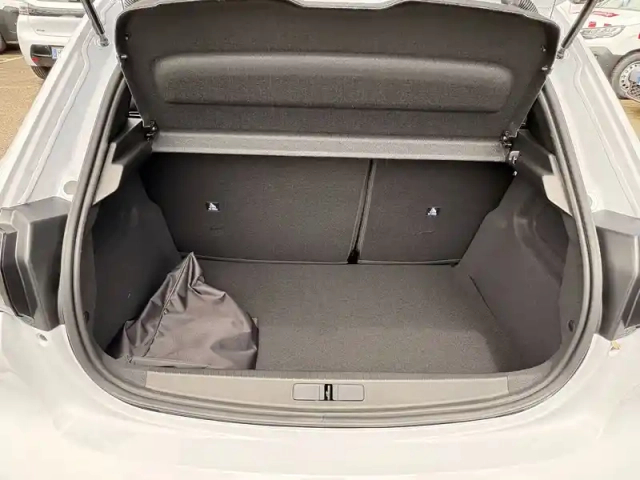 Peugeot 208 electrique 156ch 54 kwh — photo 31