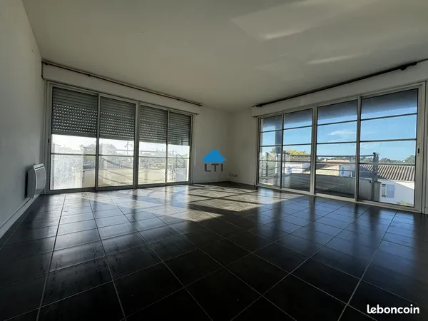 Studio 1 pièce 37 m²