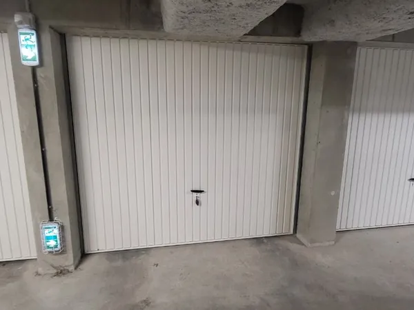 Garage double box