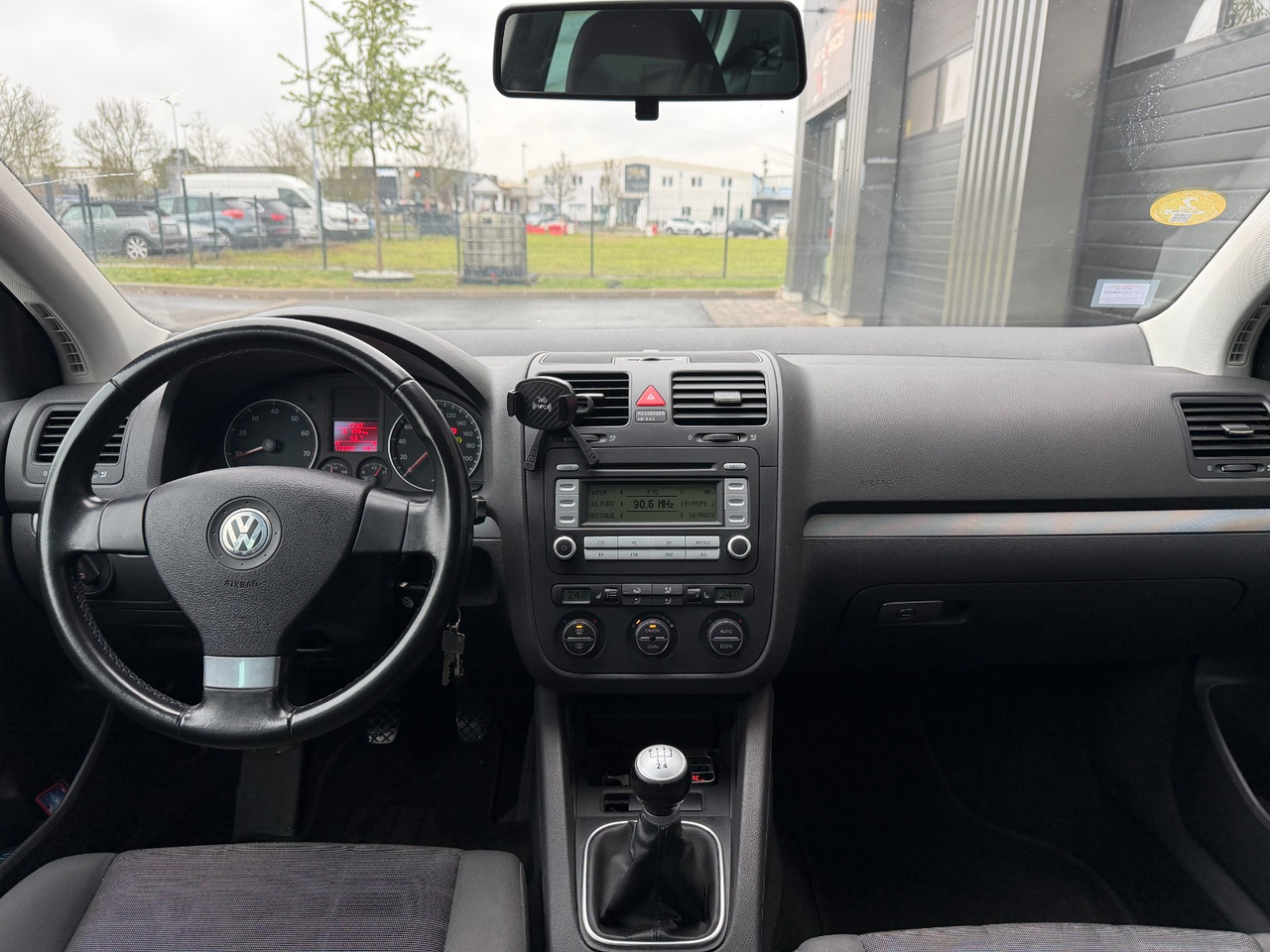 Volkswagen Golf 1.4 16S 80 Trend occasion - Essence - 2007 - 173 000 km - 4 490 € - SCHWEIGHOUSE-SUR-MODER (Bas-Rhin) 992786279054 — photo 9