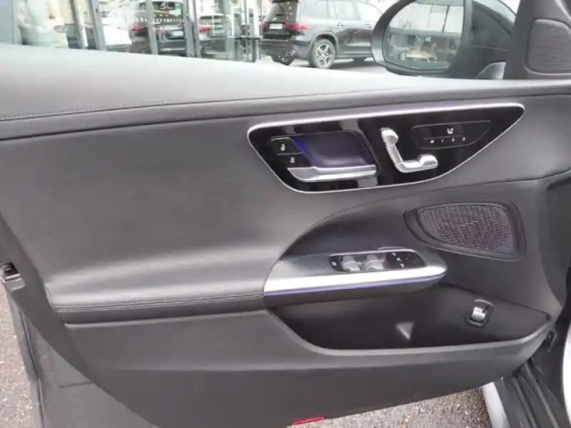 Mercedes Classe C 220 d berline amg lin — photo 14
