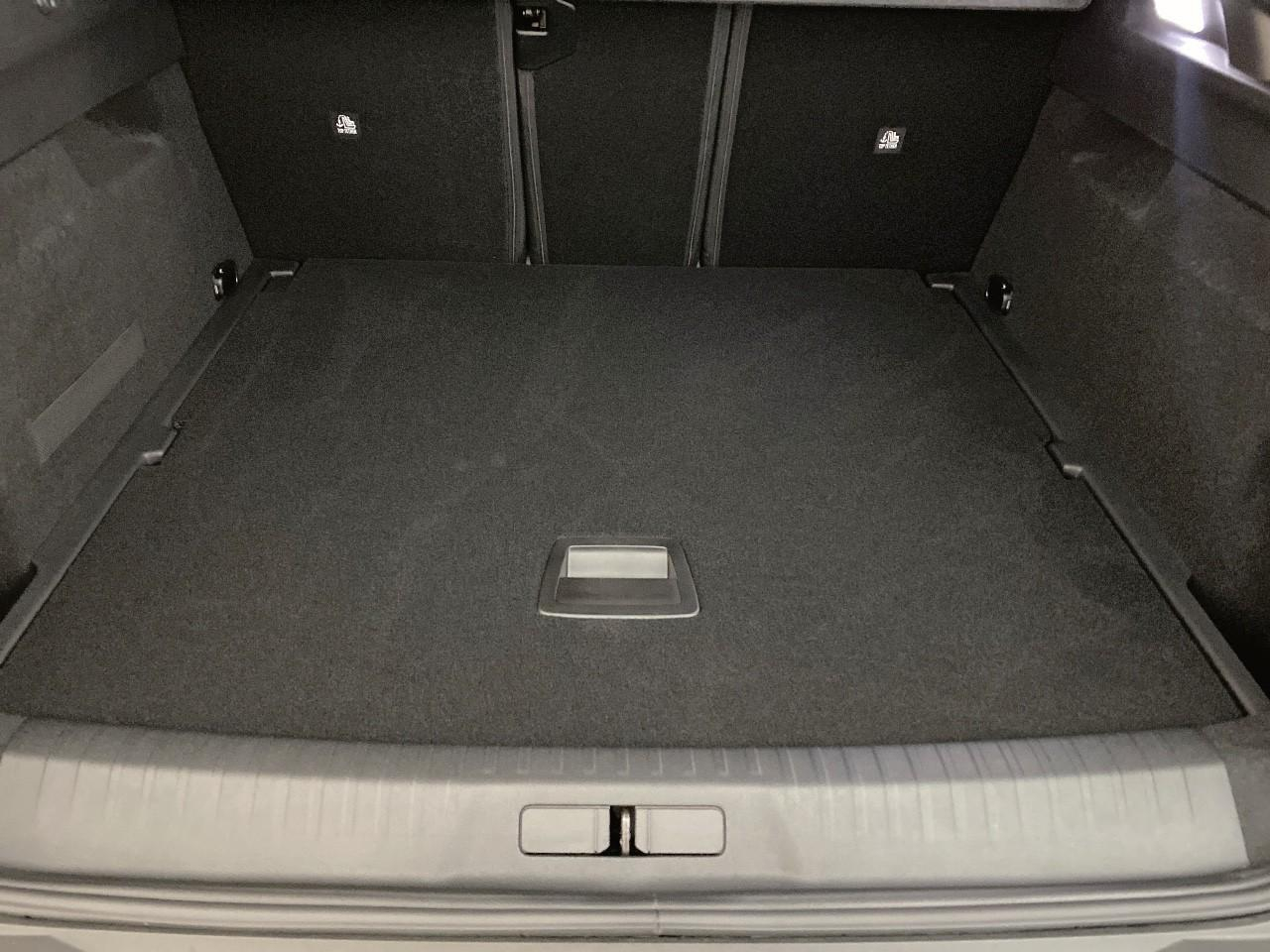 Peugeot 3008 hybrid 145 e-dcs6 gt — photo 6