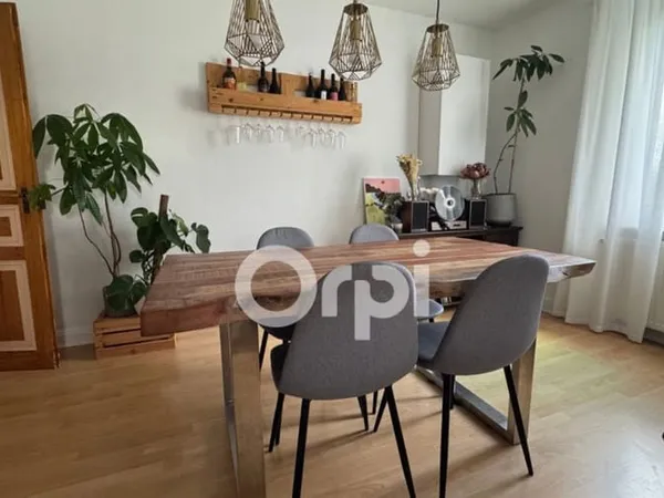 Maison 6 pièces 141 m²