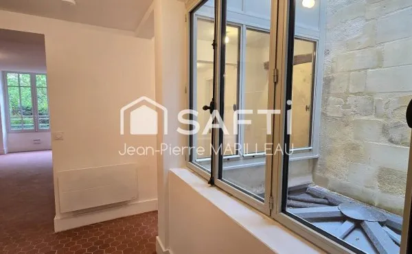 Duplex T5 rénové, vue jardin, intra-muros Avignon