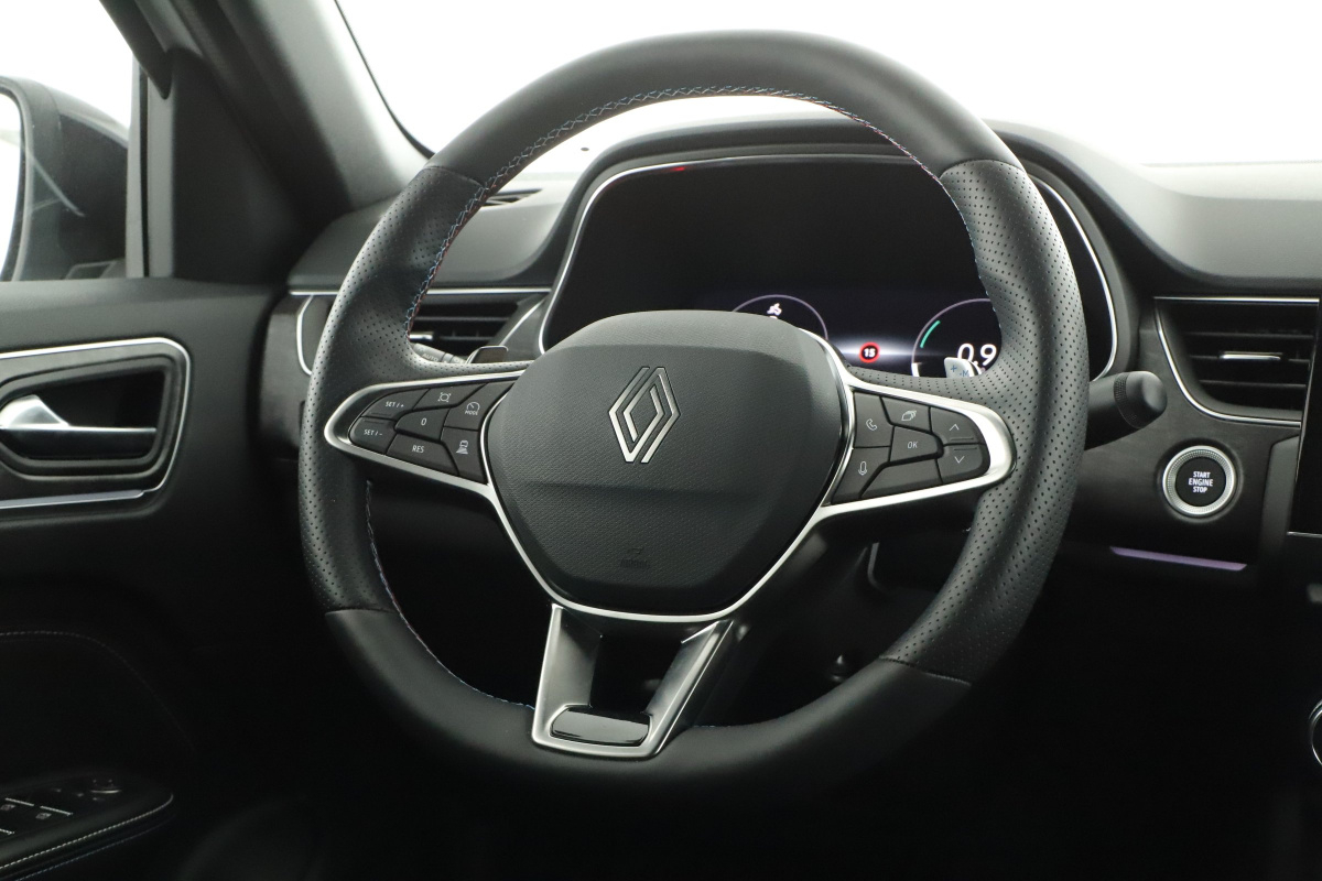 Renault Arkana — photo 24