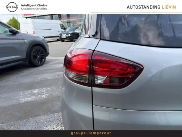 Renault Clio estate 1.5 dci 90ch energy intens euro6c — photo 22