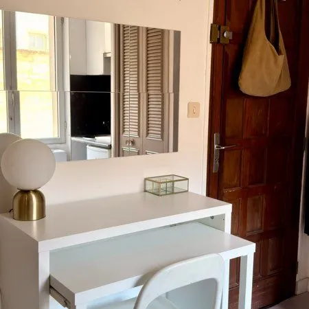 Studio cosy intra muros