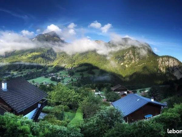 Chalet meublé 40m2 avec terrasse - Vue et Calme garanti - LIRE ENTIEREMENT ANNONCE