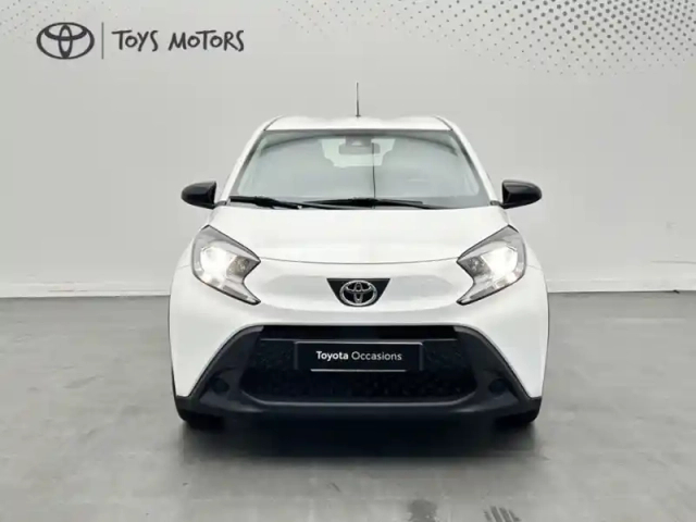 Toyota Aygo 1.0 s-cvt 72 dynamic — photo 8