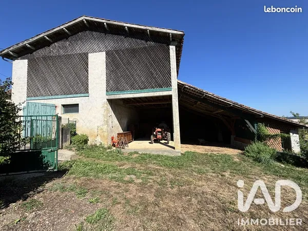 Grange 2 pièces 100 m²