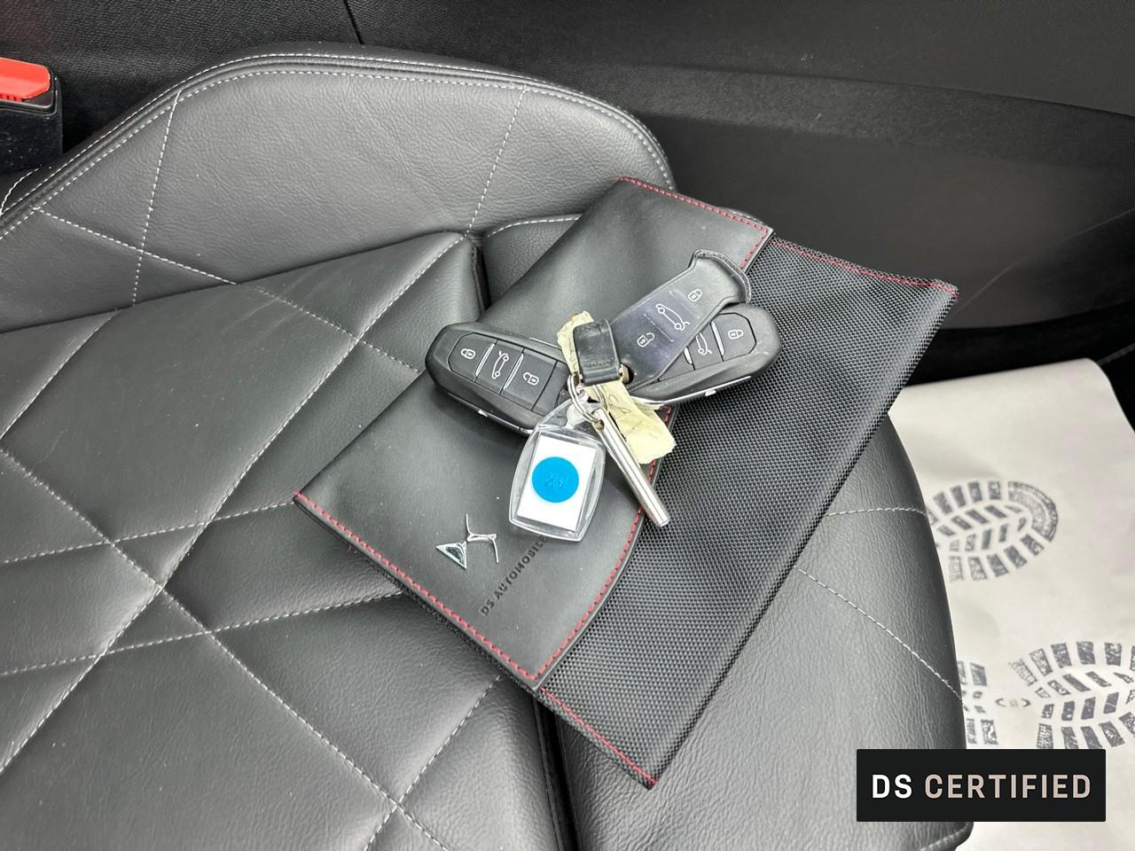 Ds Ds 7 crossback crossback puretech 180 eat8 rivoli — photo 38