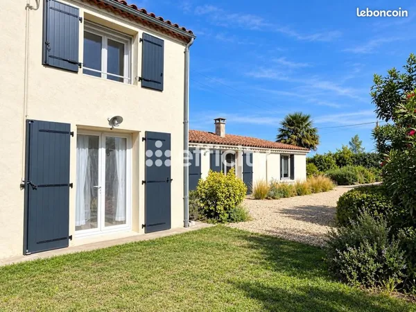 Maison 8 pièces 220 m²
