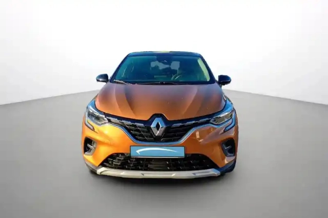 Renault Captur e-tech 145 - 21 — photo 11