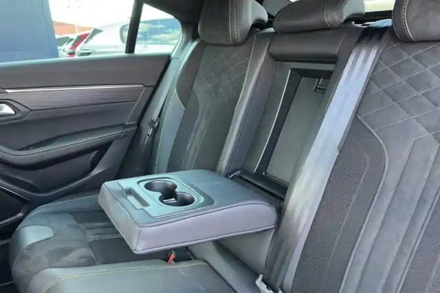 Peugeot 508 hybrid4 360 e-eat8 peugeot sport engineered — photo 25