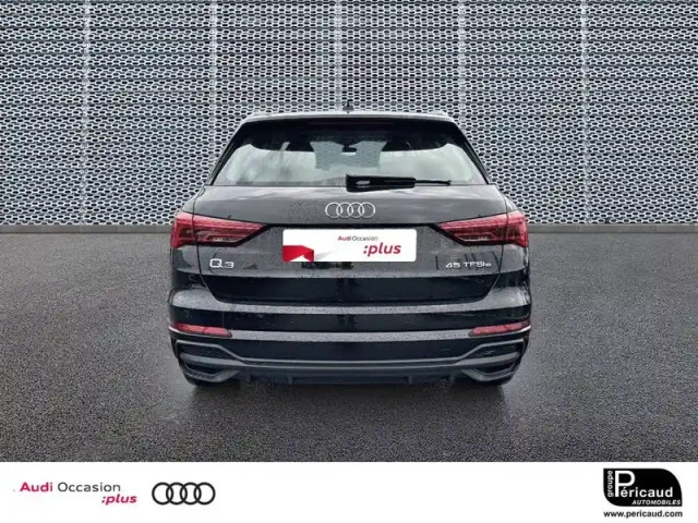 Audi Q3 45 tfsie 245 ch s tronic 6 — photo 19