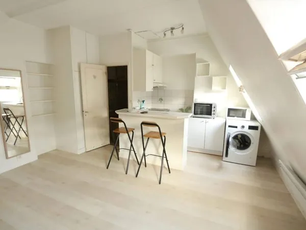 Studio 1 pièce 20 m²