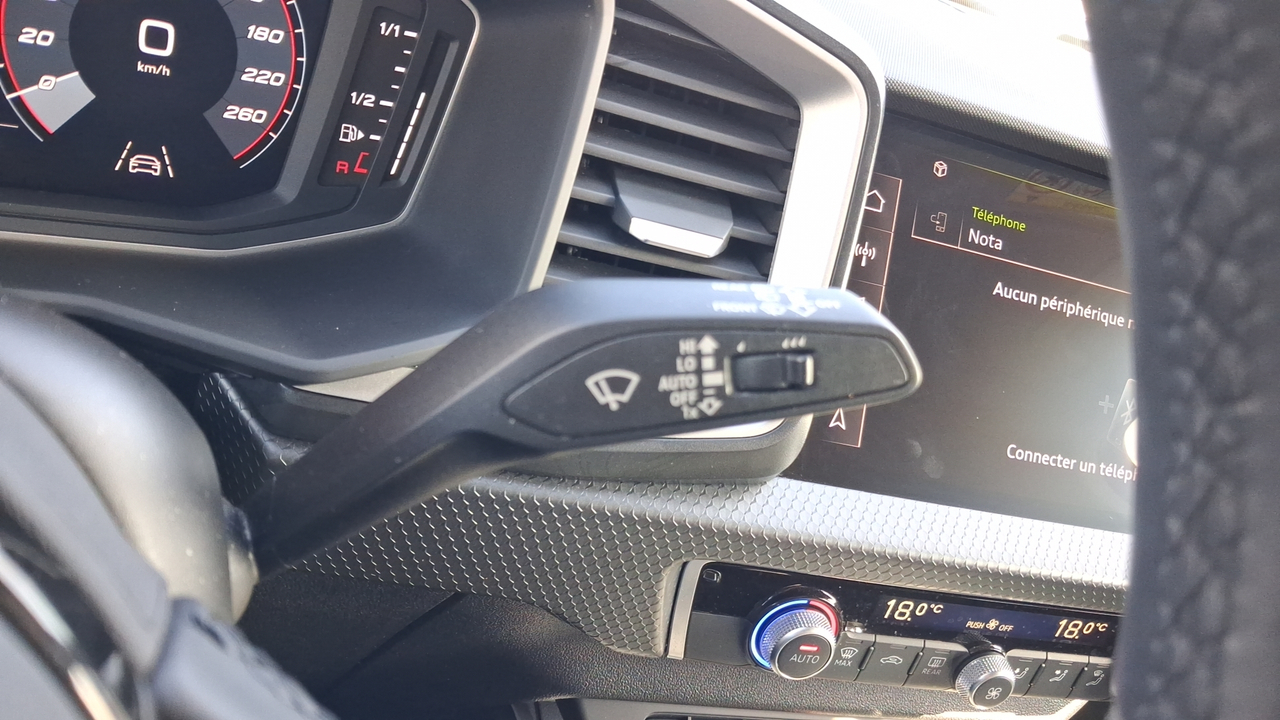 Audi A1 Sportback 30 TFSI 110 ch S tronic 7 — photo 32