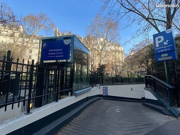 Place parking Saemes Saint Augustin Bergson - Gare St Lazare