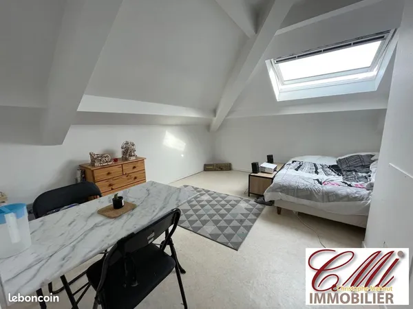 Studio 1 pièce 27 m²