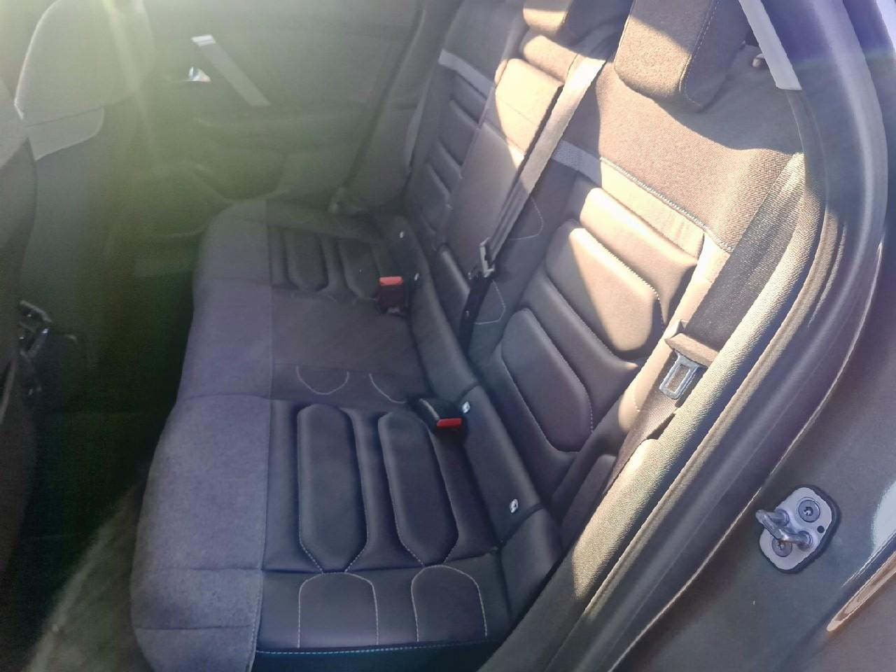 Citroën C4 bluehdi 110ch s&s shine — photo 10