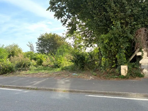 Terrain constructible 1365 m²