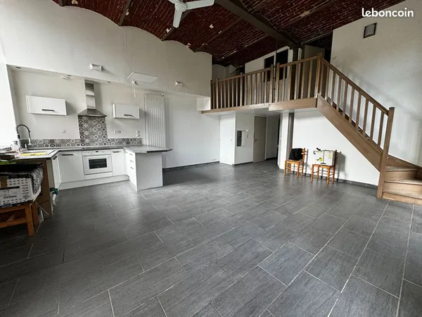 Loft 5 pièces 115 m²