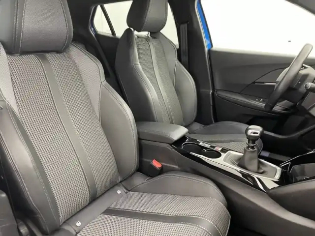 Peugeot 2008 puretech 130 s&amp;s bvm6 — photo 91