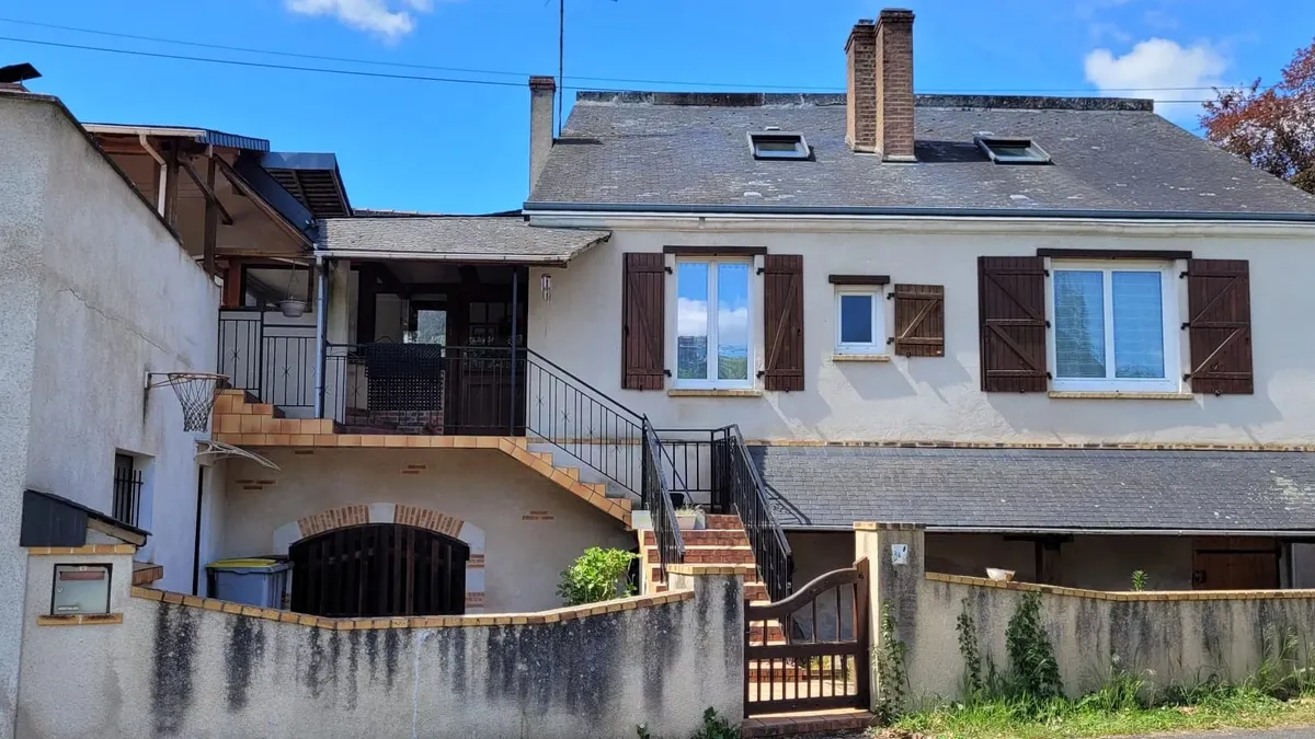 Photo 2