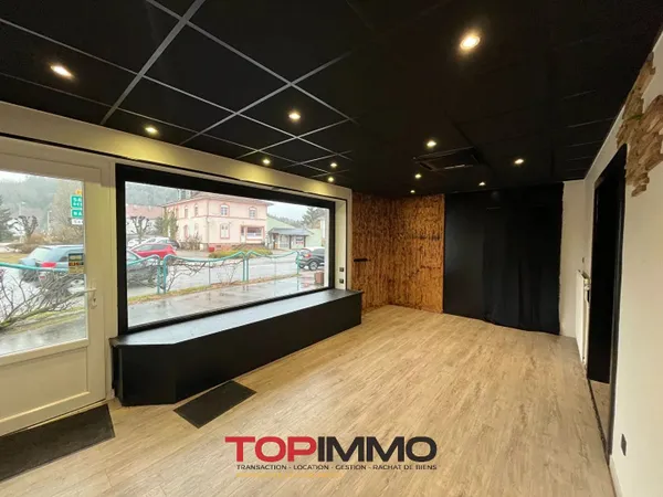 LOCAL - SAINT LEONARD - 68m2