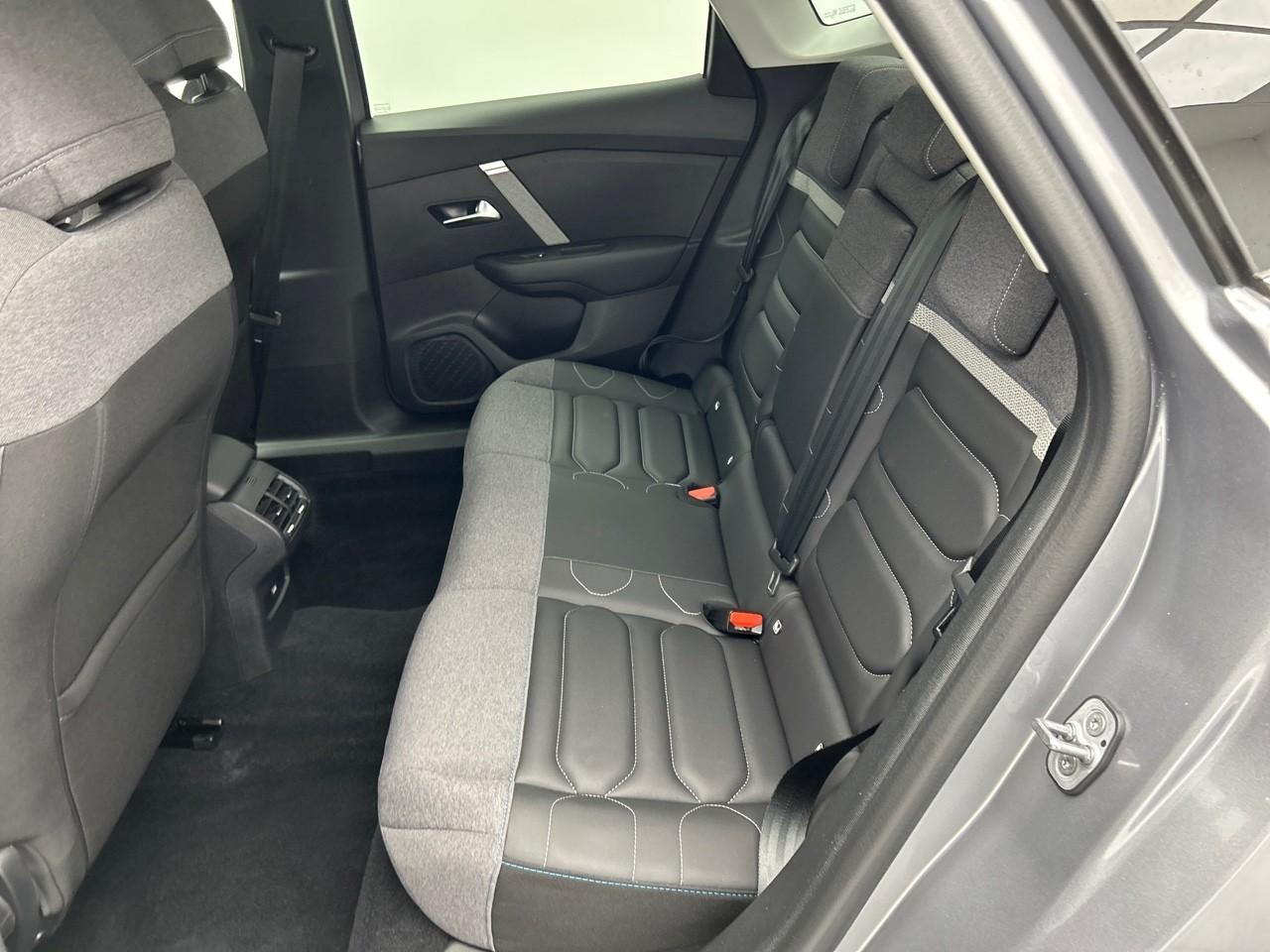 Citroën C4 X puretech 130 s&s eat8 shine — photo 13