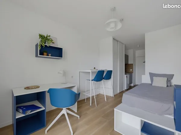Studio 1 pièce 18 m²