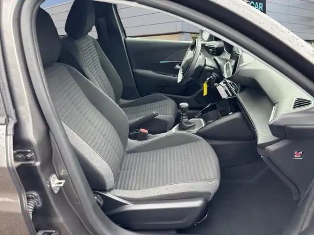 Peugeot 208 puretech 100 s&amp;s bvm6 style — photo 9