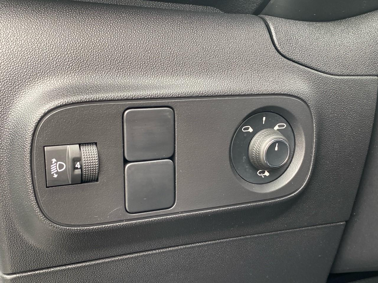 Citroën C3 1.2 puretech 83ch s&s shine — photo 15