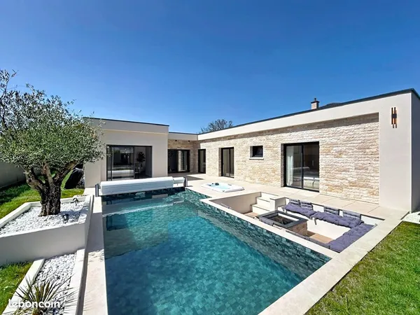 Villa 4 pièces 130 m²