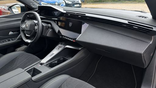 Peugeot 308 1.5 BlueHDi 130 EAT8 - GT – 2023 – 99218 km – Diesel – Boîte Automatique — photo 20