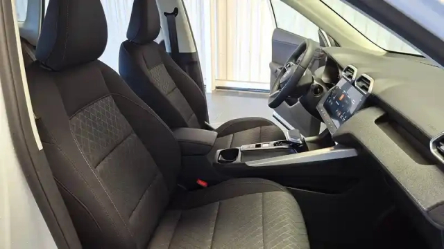 Mg Zs 1.5 l hybrid+ 197 ch — photo 122