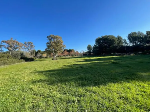 Terrain à vendre à la Cadière d'Azur